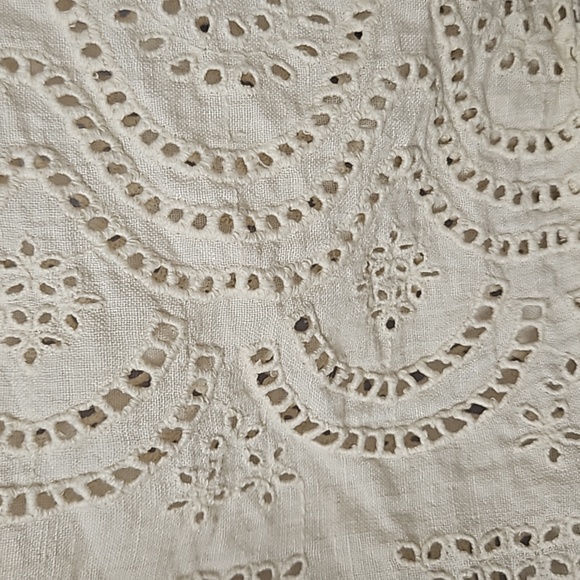 Magnolia Pearl linen Victorian eyelet kimono - Picture 5 of 8
